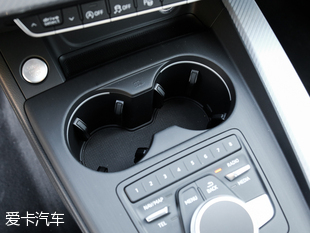 奧迪(進(jìn)口)2017款?yuàn)W迪A4 allroad