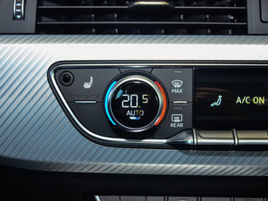 201745 TFSI allroad quattro \ п؅^