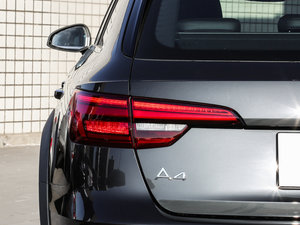 201745 TFSI allroad quattro r ^