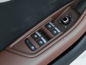 201745 TFSI allroad quattro \ {܇ƅ^	