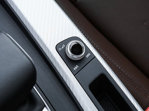 201745 TFSI allroad quattro \ п؅^