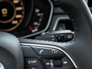 201745 TFSI allroad quattro \ п؅^