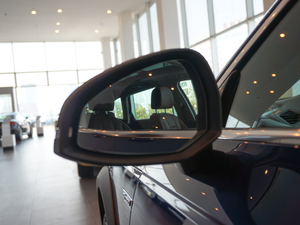 201745 TFSI allroad quattro \ ^