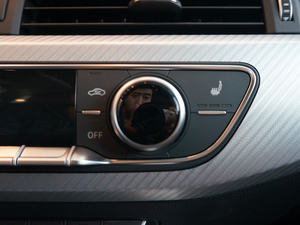 201745 TFSI allroad quattro \ п؅^