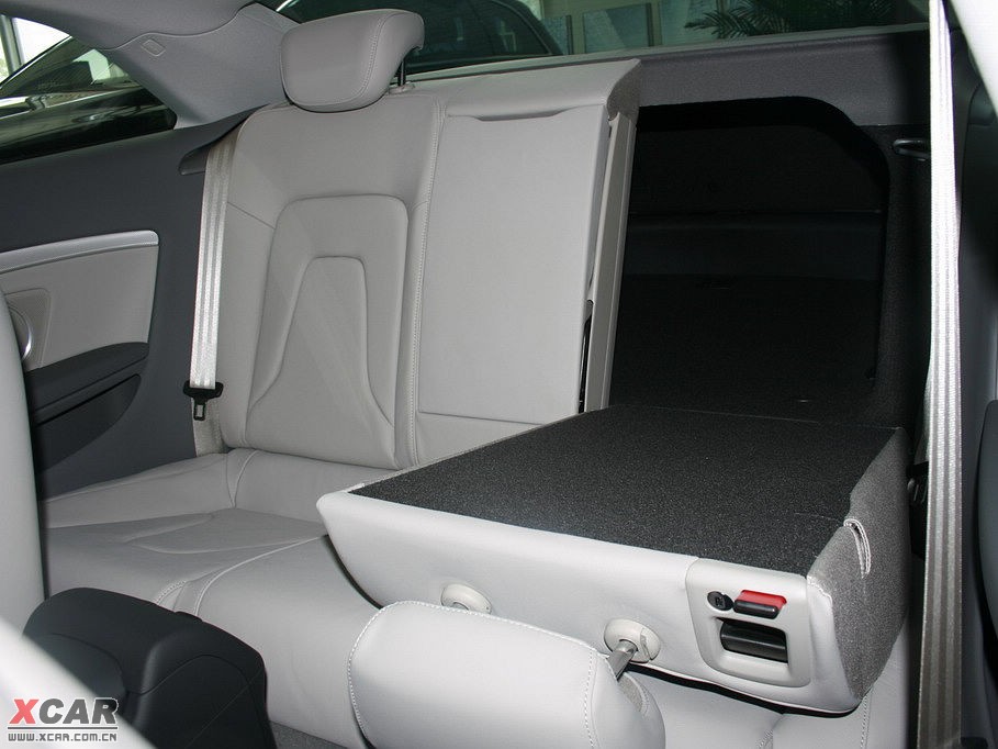 2009WA5 Coupe 2.0TFSI Coupe