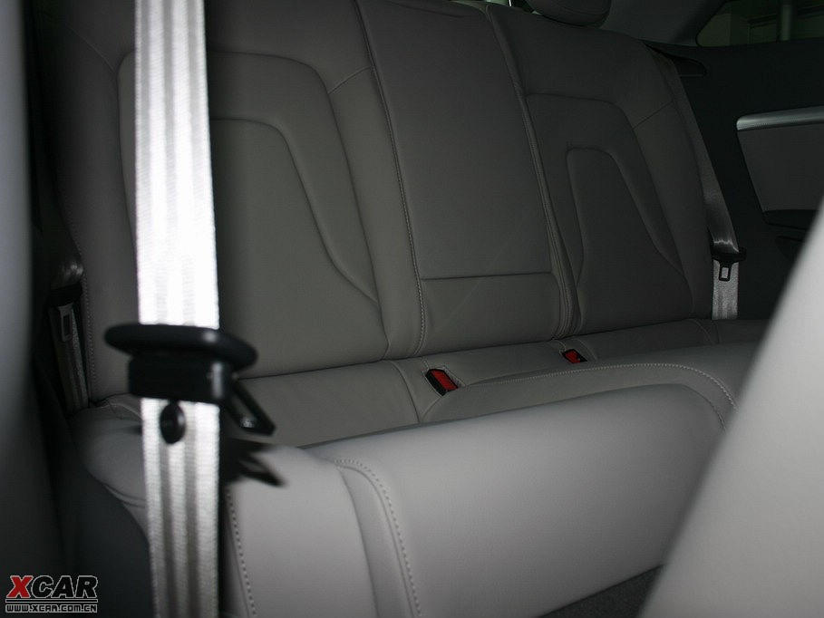 2009WA5 Coupe 2.0TFSI Coupe