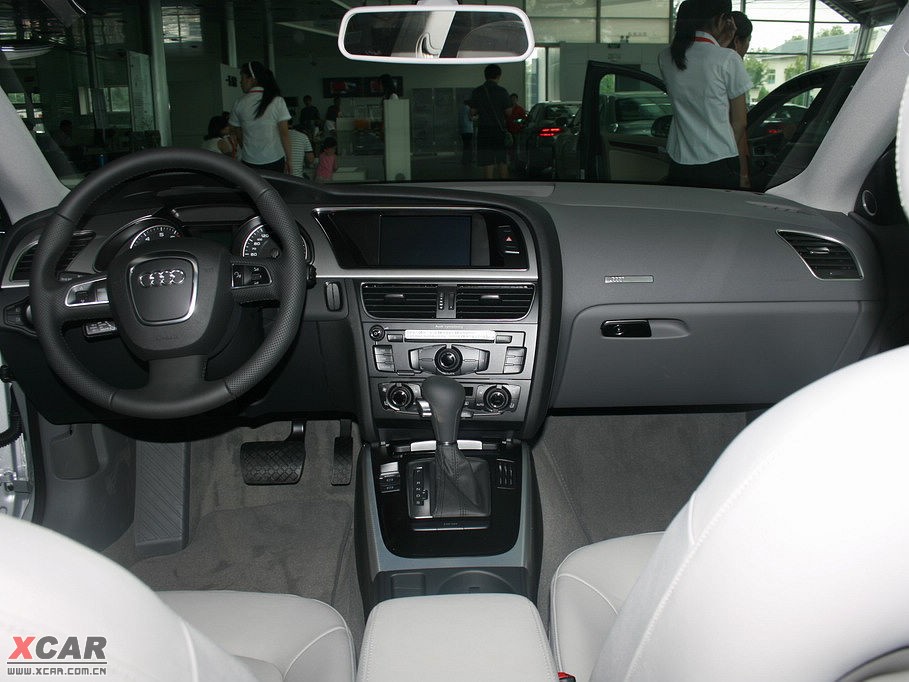 2009WA5 Coupe 2.0TFSI Coupe