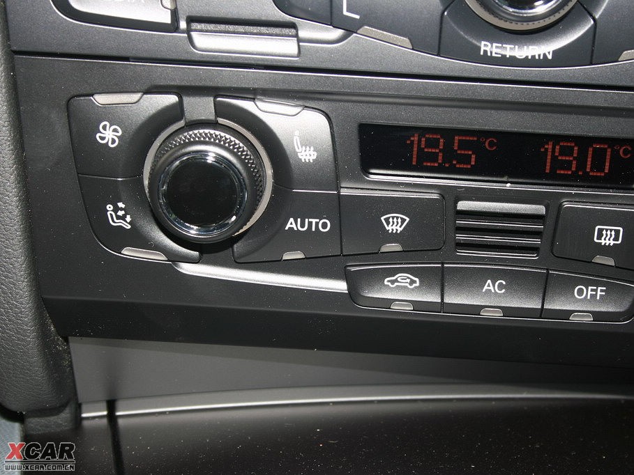 2009WA5 Coupe 2.0TFSI Coupe