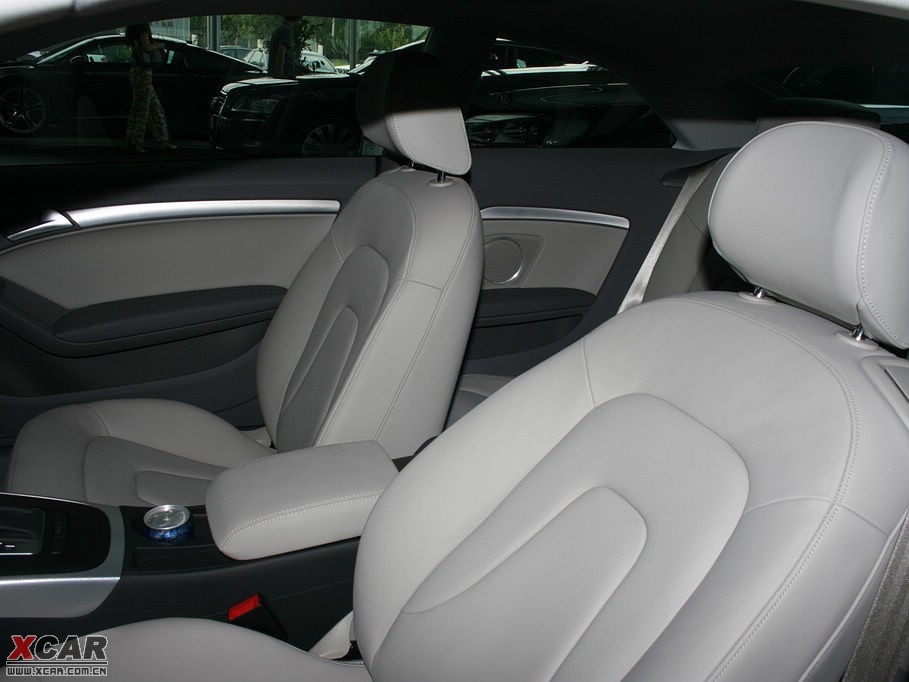 2009WA5 Coupe 2.0TFSI Coupe