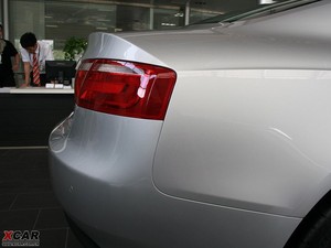 20092.0TFSI Coupe ^