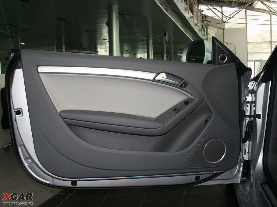 2009WA5 Coupe 2.0TFSI Coupe