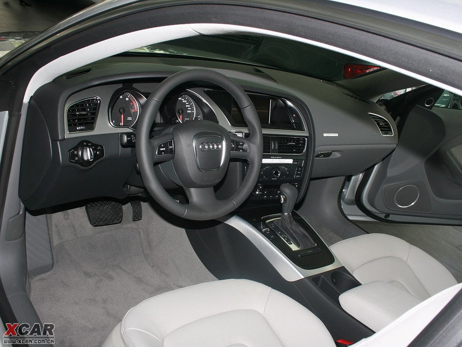 2009?yun)WA5 Coupe 2.0TFSI Coupe