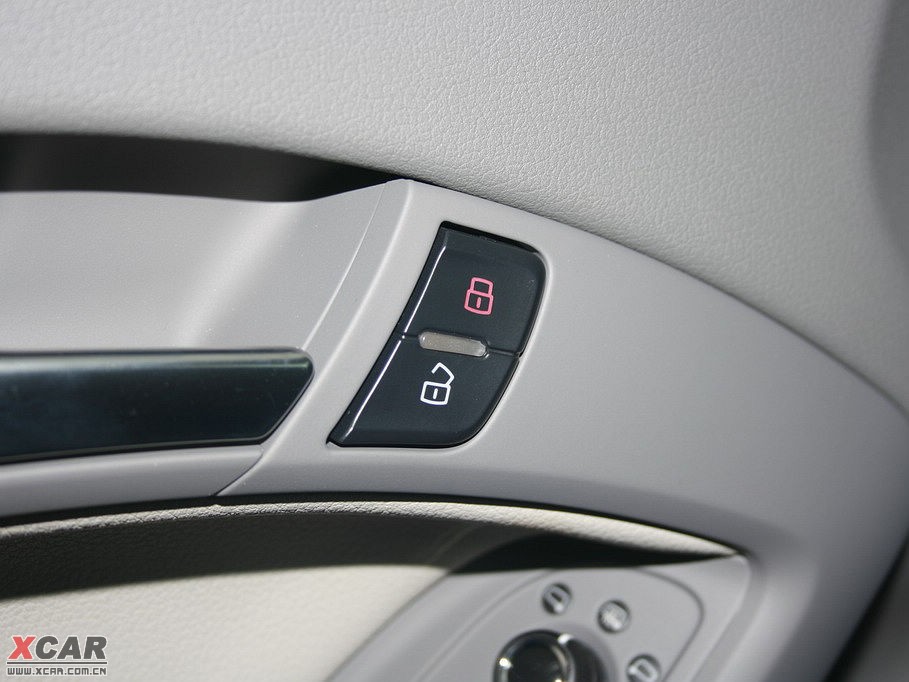 2009WA5 Coupe 2.0TFSI Coupe