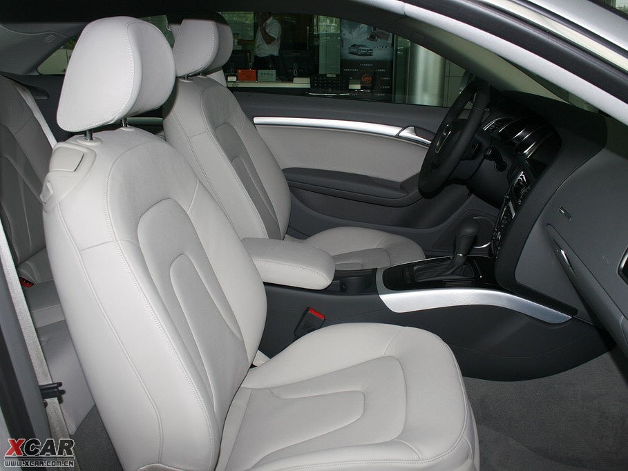 2009WA5 Coupe 2.0TFSI Coupe