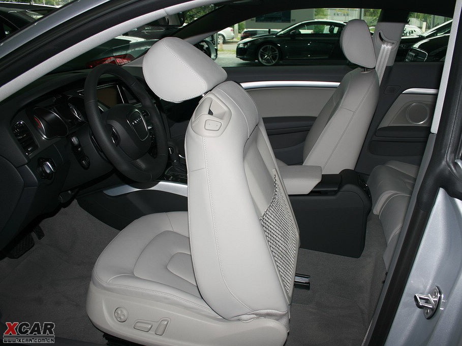 2009WA5 Coupe 2.0TFSI Coupe