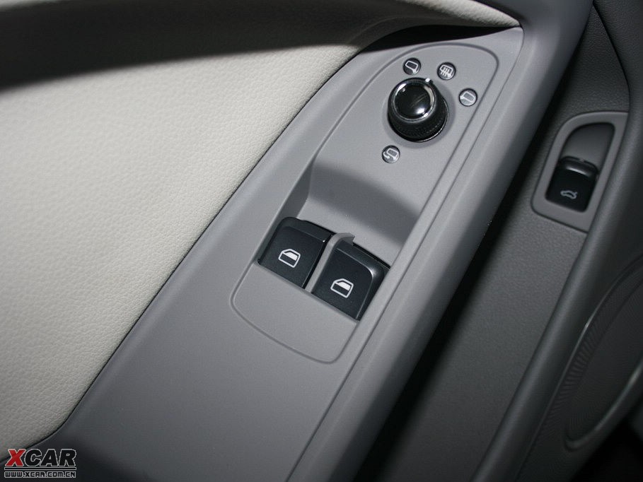 2009?yun)WA5 Coupe 2.0TFSI Coupe