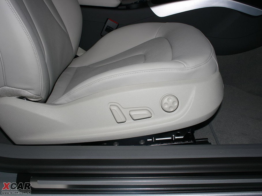 2009WA5 Coupe 2.0TFSI Coupe