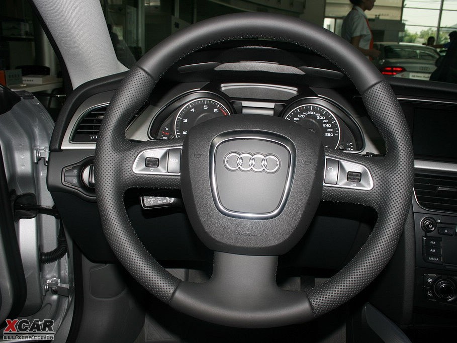 2009WA5 Coupe 2.0TFSI Coupe