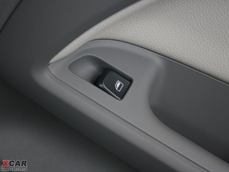 2009WA5 Coupe 2.0TFSI Coupe