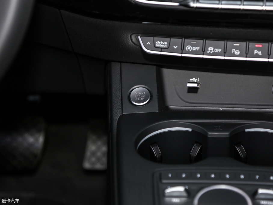 2017��W��A5 Cabriolet Cabriolet 40 TFSI �r����