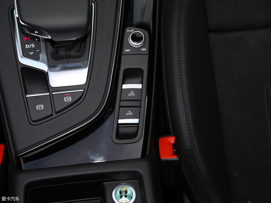 2017��W��A5 Cabriolet Cabriolet 40 TFSI �r����