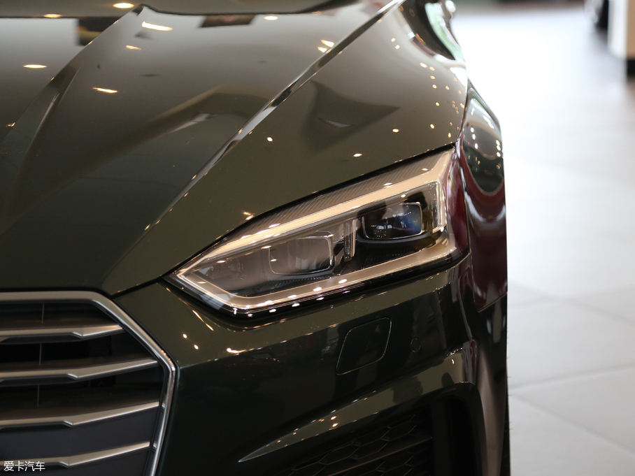 2017��W��A5 Cabriolet Cabriolet 45 TFSI quattro �\����