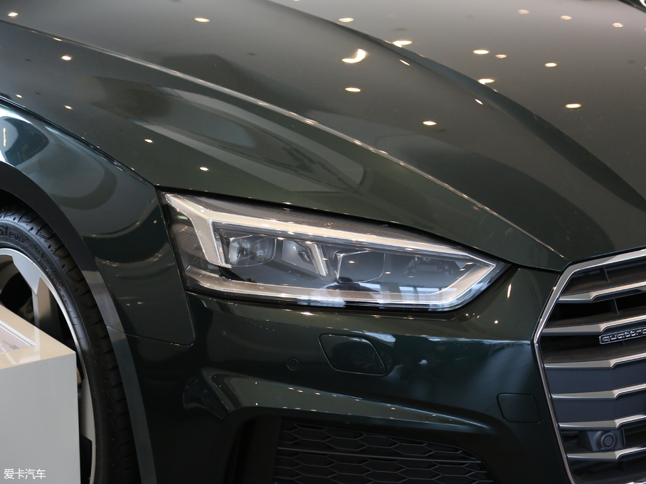 2017��W��A5 Cabriolet Cabriolet 45 TFSI quattro �\����