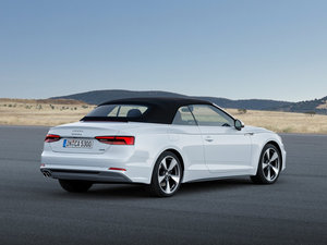 2017��Cabriolet 45 TFSI quattro �\(y��n)��(d��ng)�� ���w���^