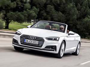 2017��Cabriolet 45 TFSI quattro �\���� ���w���^