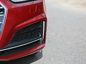 2017��Cabriolet 40 TFSI �r���� �������^