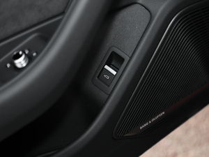 2017��Cabriolet 40 TFSI �r���� ���g����