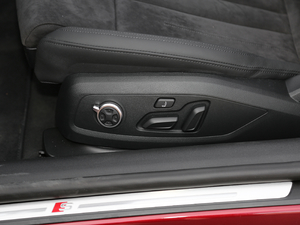 2017��Cabriolet 40 TFSI �r���� ���{������{��