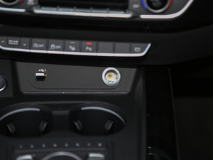 2017��Cabriolet 40 TFSI �r���� ���g����