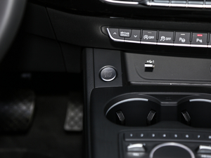 2017��Cabriolet 40 TFSI �r���� ���g����