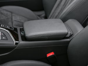 2017��Cabriolet 40 TFSI �r���� ���g����