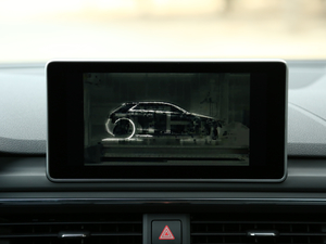 2017��Cabriolet 40 TFSI �r���� �п؅^