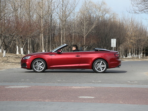 2017��Cabriolet 40 TFSI �r���� ����