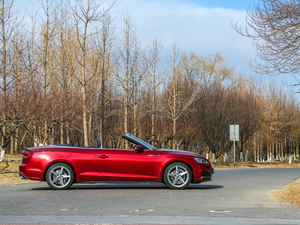 2017��Cabriolet 40 TFSI �r���� ����