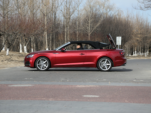 2017��Cabriolet 40 TFSI �r���� ����
