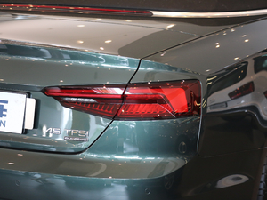 2017��Cabriolet 45 TFSI quattro �\���� �������^