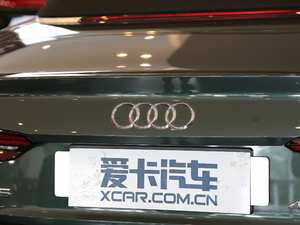 2017��Cabriolet 45 TFSI quattro �\���� �������^