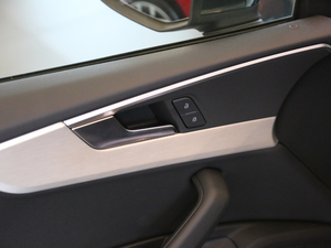 2017��Cabriolet 45 TFSI quattro �\���� ���g����