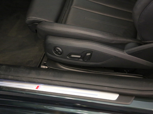 2017��Cabriolet 45 TFSI quattro �\���� ���{������{��