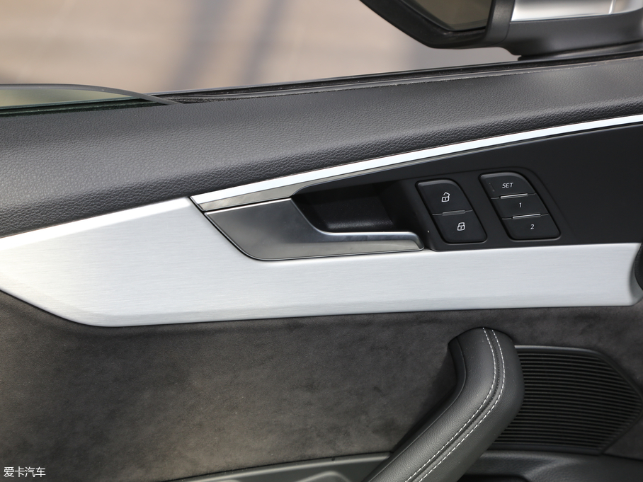 2017WS5 Cabriolet 3.0T Cabriolet