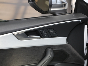 20173.0T Cabriolet g