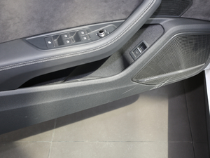 20173.0T Cabriolet ǰTg