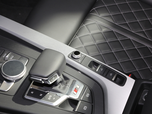 20173.0T Cabriolet п؅^