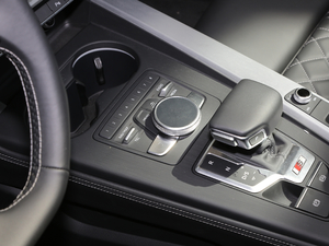 20173.0T Cabriolet п؅^