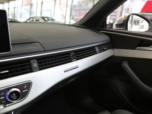 20173.0T Cabriolet п؅^