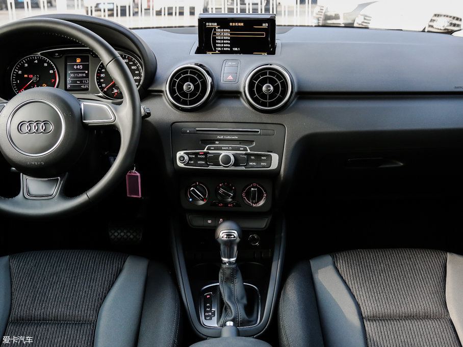 2017WA1 30 TFSI L(fng)а